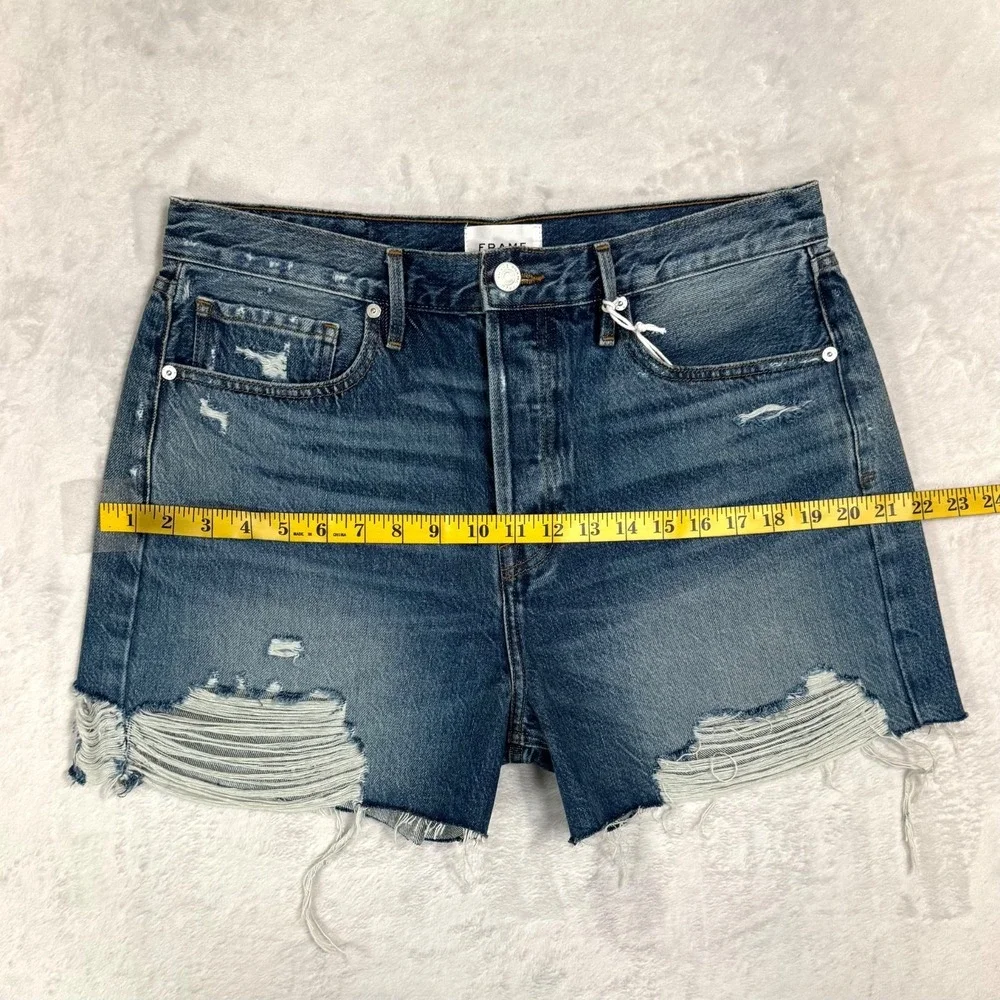 NWT Frame High Rise Vintage‎ Shorts Size 31 Denim Jean Cutoffs Northville Rips